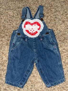 Vintage Hopscotch Denim Heart Overalls Romper 0–6M Adjustable Straps Snap Crotch
